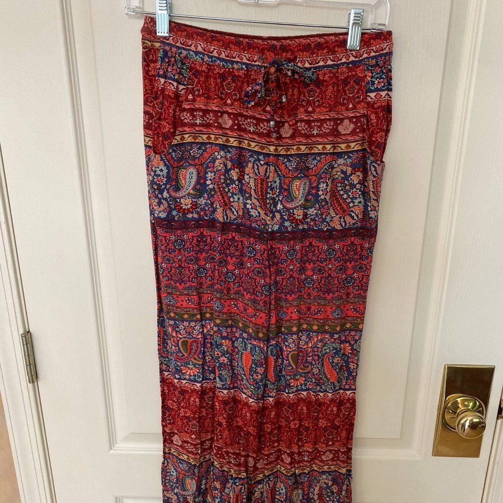 American Eagle Maroon Patterned Flowy Pants